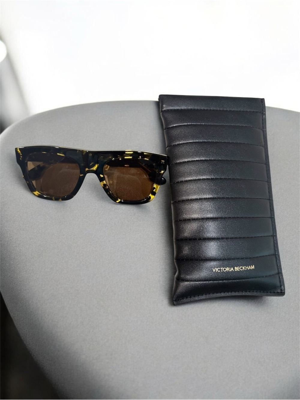 Victoria Beckham Tortoiseshell Sunglasses with Brown Lenses